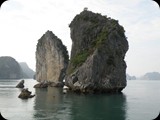 Zatoka Ha Long - symbol Wietnamu i jeden z najpiękniejszych zakątków w całej Azji, miejsce wpisane na listę UNESCO.